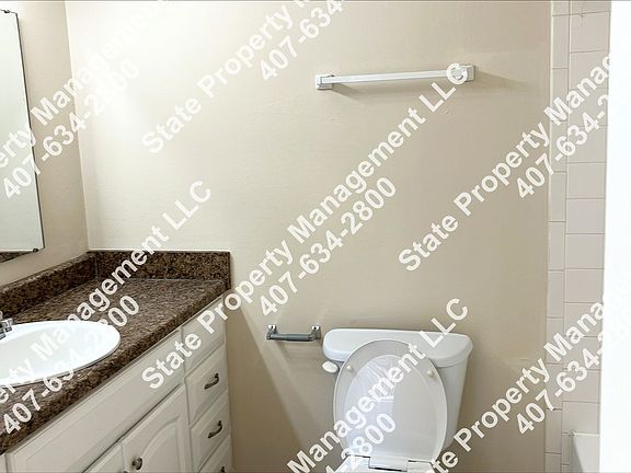4th image of 5031 SE 29th St APT A