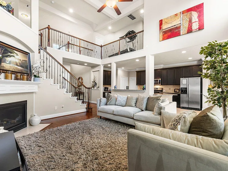 25915 Lockspur Ct — Photo 17