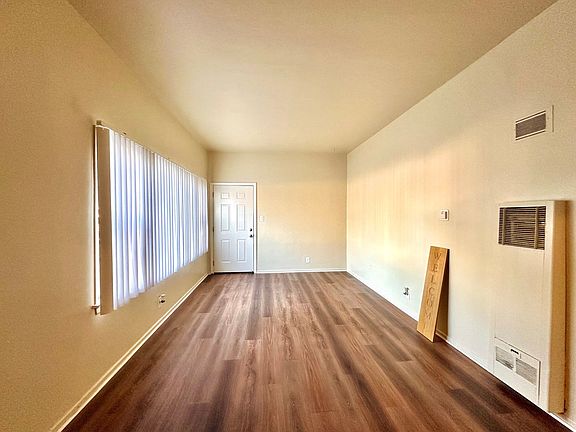 5th image of 1661 W 182nd St #65-15