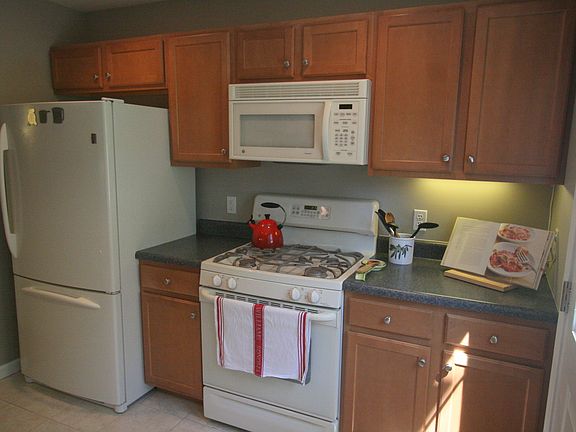 5th image of 280 Pinebrook Dr #280