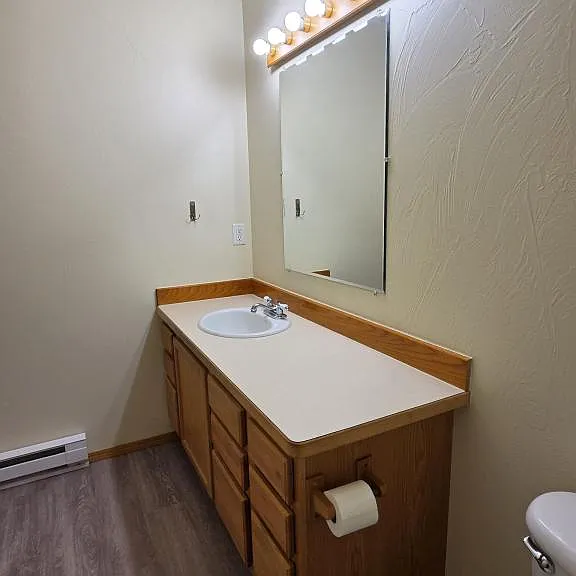113 E Riggs St — Photo 5