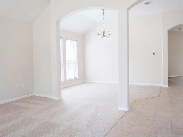 8515 Clarkman Ridge Ln — Photo 3