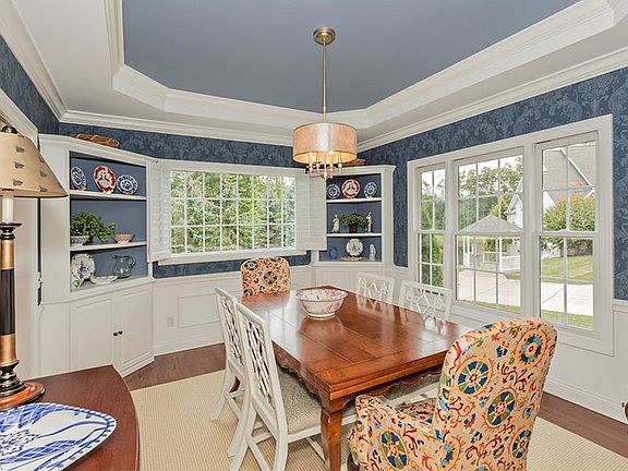 4th image of 7764 Kirtland Ln