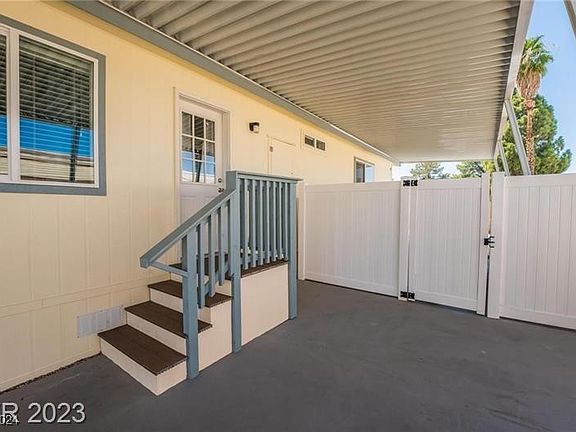 5th image of 3569 Lost Hills Dr
