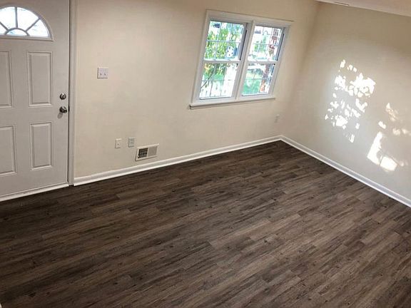 2nd image of 2918 Buell Ct