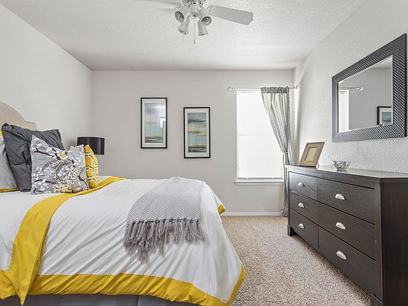 Bedroom with Room for a King Bed - Windrush Apartments