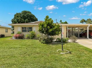 2206 E 5th St, Lehigh Acres, FL 33936