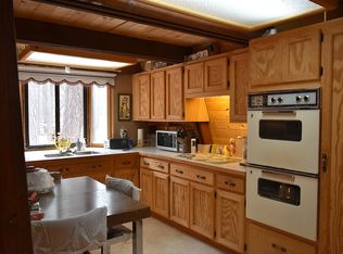 1366 Merzville Rd, Forest Lakes, AZ 85931