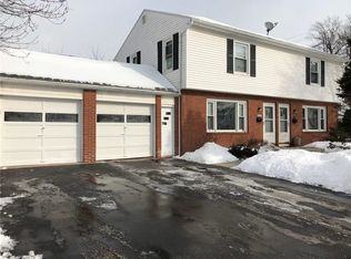 505 W Spruce St, East rochester, NY 14445