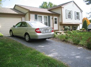878 Mandy Ln, Camp Hill, PA 17011