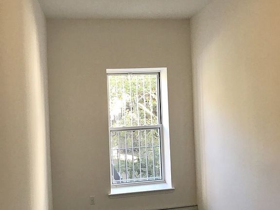 5th image of 150 Henry St APT 5A