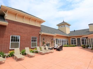 10150 City Walk Dr APT 404, Woodbury, MN 55129