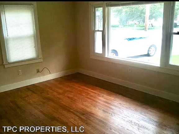 3rd image of 622 McElwain Ct