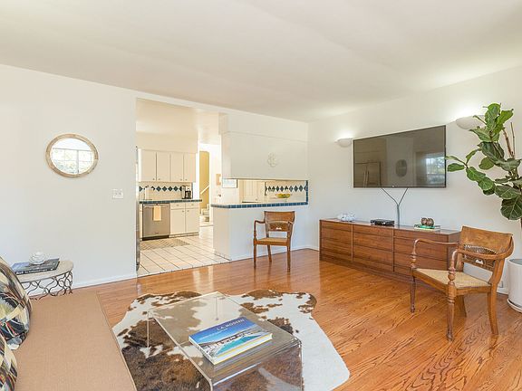 4th image of 1317 N Avenue 57