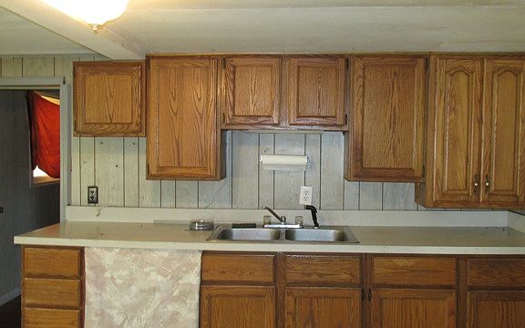2nd image of 476 E County Road 375 S