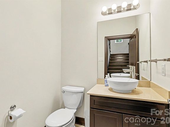 5th image of 4824 Pimlico Ln