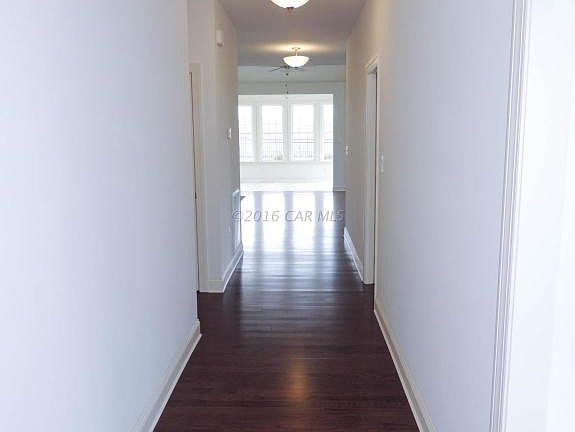 2nd image of 923 Turnstone Cir