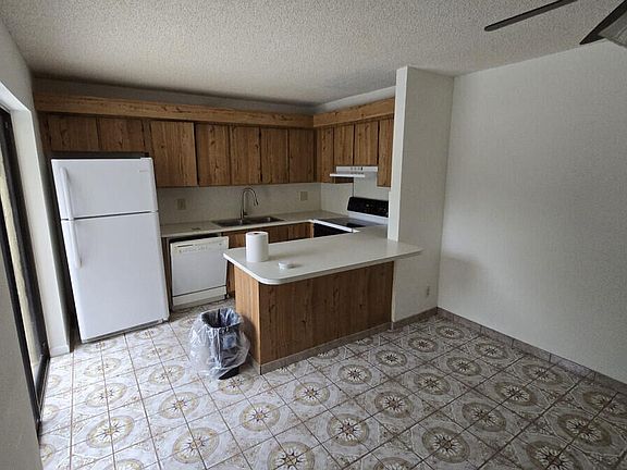5th image of 1660 Forest Lakes Circle #C