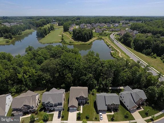 2nd image of 3014 Lake Forest Dr