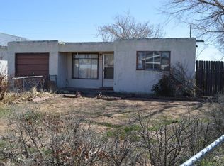 3507 Edgecliff Dr, Farmington, NM 87402