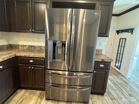 4th image of 3611 I Street NE #407