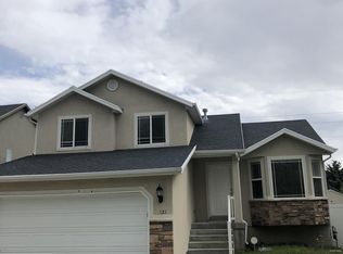 121 W Settlement Cir, Midvale, UT 84047