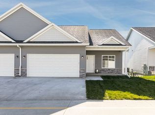 1333 Truman Ct #A, Cedar Rapids, IA 52402