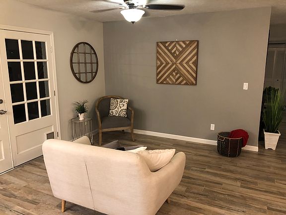 4th image of 3416 E Angela Dr