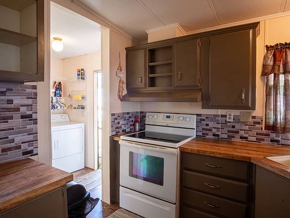 5th image of 394 Knotwood Ln