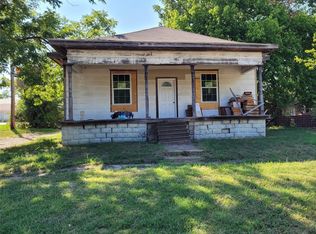 609 S Rennie St, Ada, OK 74820