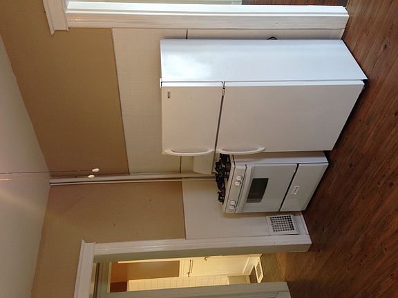 3rd image of 23 Sherwood Ave #1