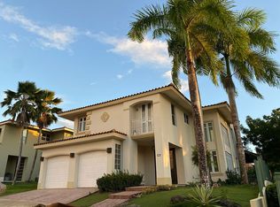 49 Real Palm Dr #C-11, Vega Alta, PR 00692