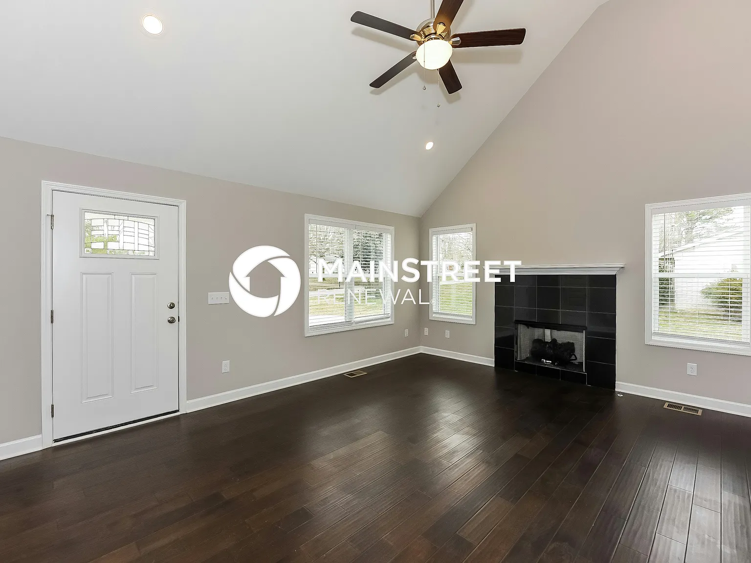 840 Duncan St — Photo 3