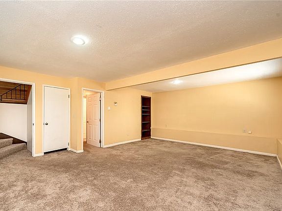5th image of 1622 157th Street Ct E