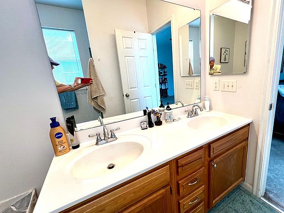 Master bathroom "couple sinks"
