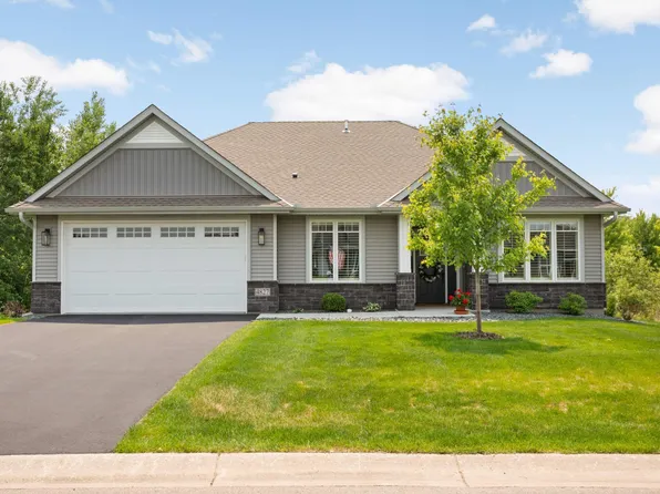 4827 Prairie Trl N, Hugo, MN 55038