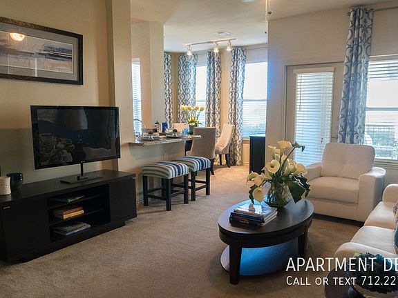 4th image of 27 Gramercy Park Dr #4233