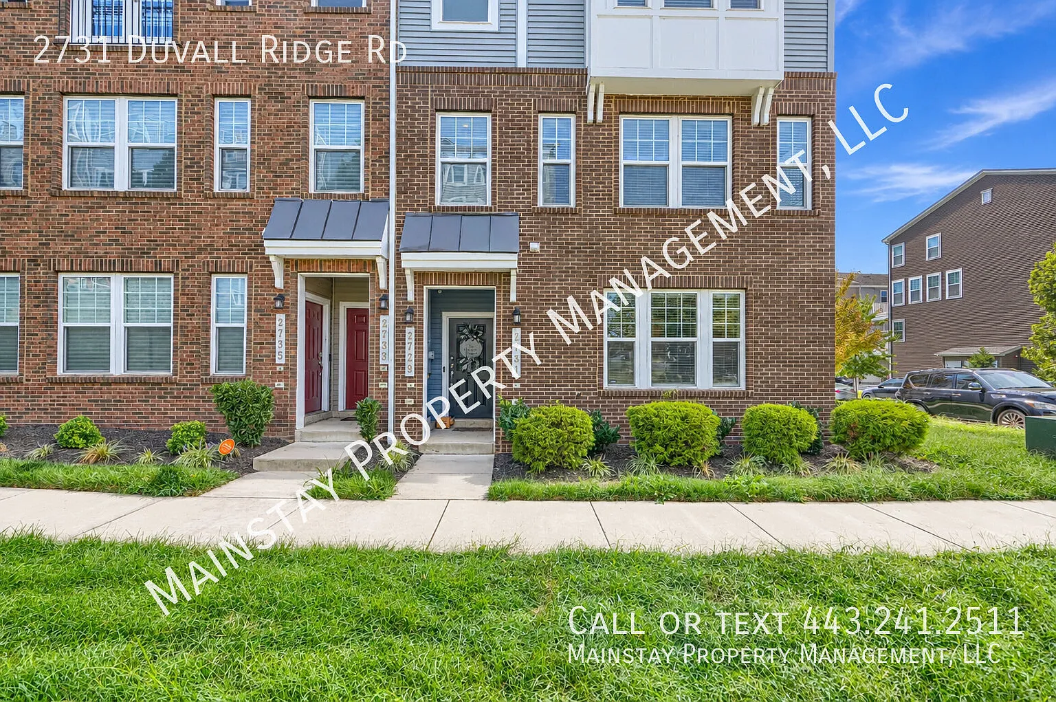 2 Bedroom Plus DEN End Unit Townhome Condo W Garage! — Photo 1