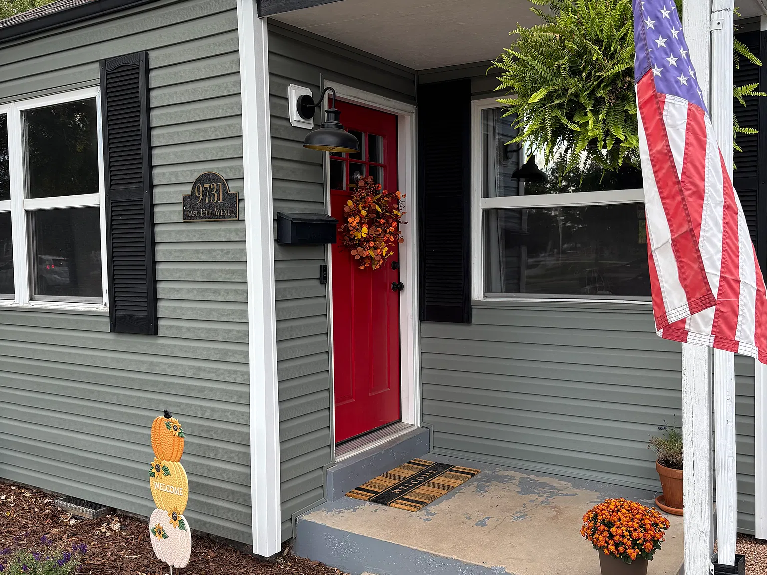 3 bed, 1193 sqft, $2,300 — Photo 2