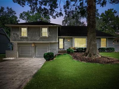 9616 W 98th St, Overland Park, KS, 66212