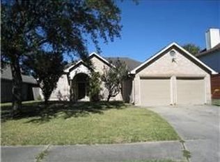 7331 Oak Walk Dr, Humble, TX 77346