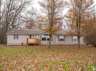 23485 Bohn Rd, Belleville, MI 48111