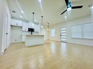 5710 Delmack St #A, Houston, TX 77032