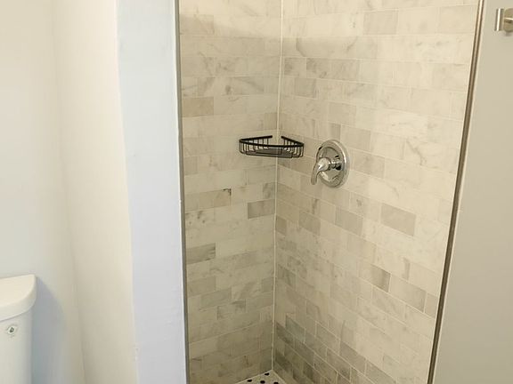 5th image of 325-331 S Marlyn Ave #329-D