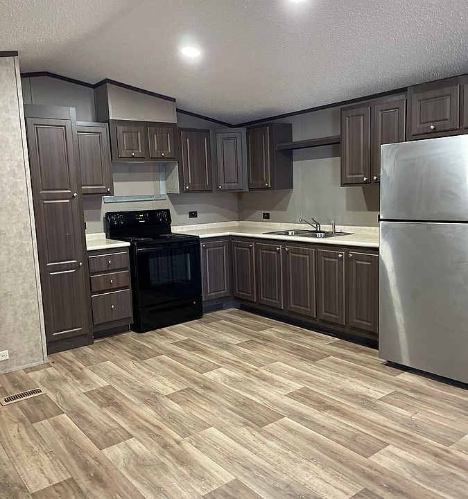 1st image of 310 Hester Ave #313
