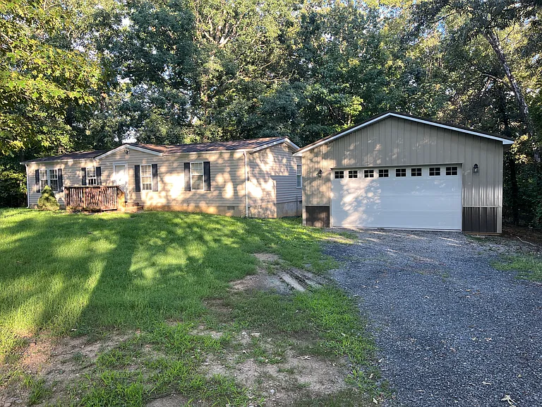 775 Riverbend Dr — Photo 1