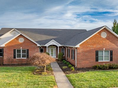 131 Simmons Rdg, Johnson City, TN, 37604