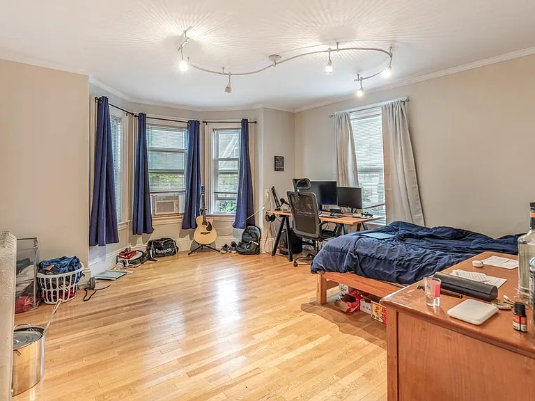 111 Chestnut St #1 — Photo 7