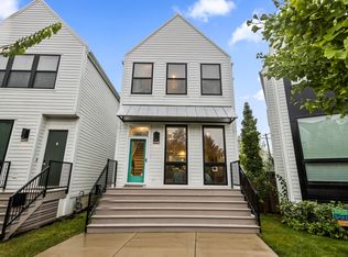 4419 W Waveland Ave, Chicago, IL 60641