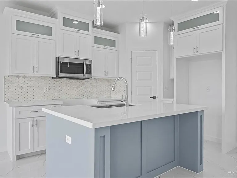 2614 E Solar Dr — Photo 4